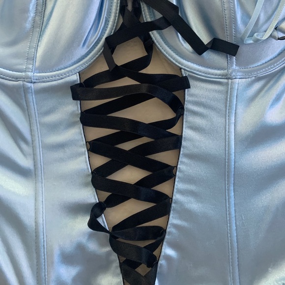 H&M Corset & Panty 34C & 4 - Picture 3 of 8